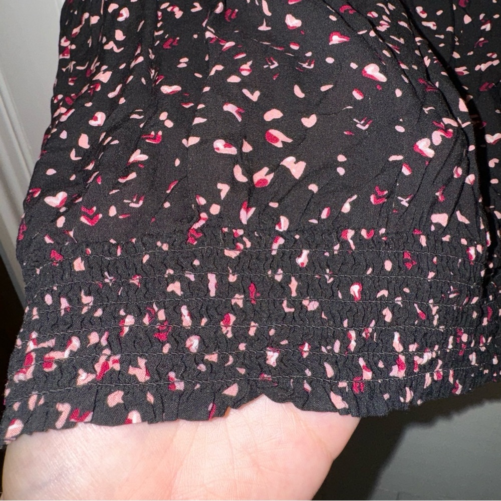 Torrid Black Multicolor Pattern Challis Twist Fro… - image 7